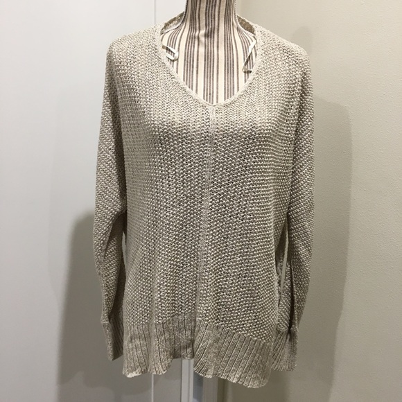 Universal Thread Sweaters - Universal Thread Oversized Sweater